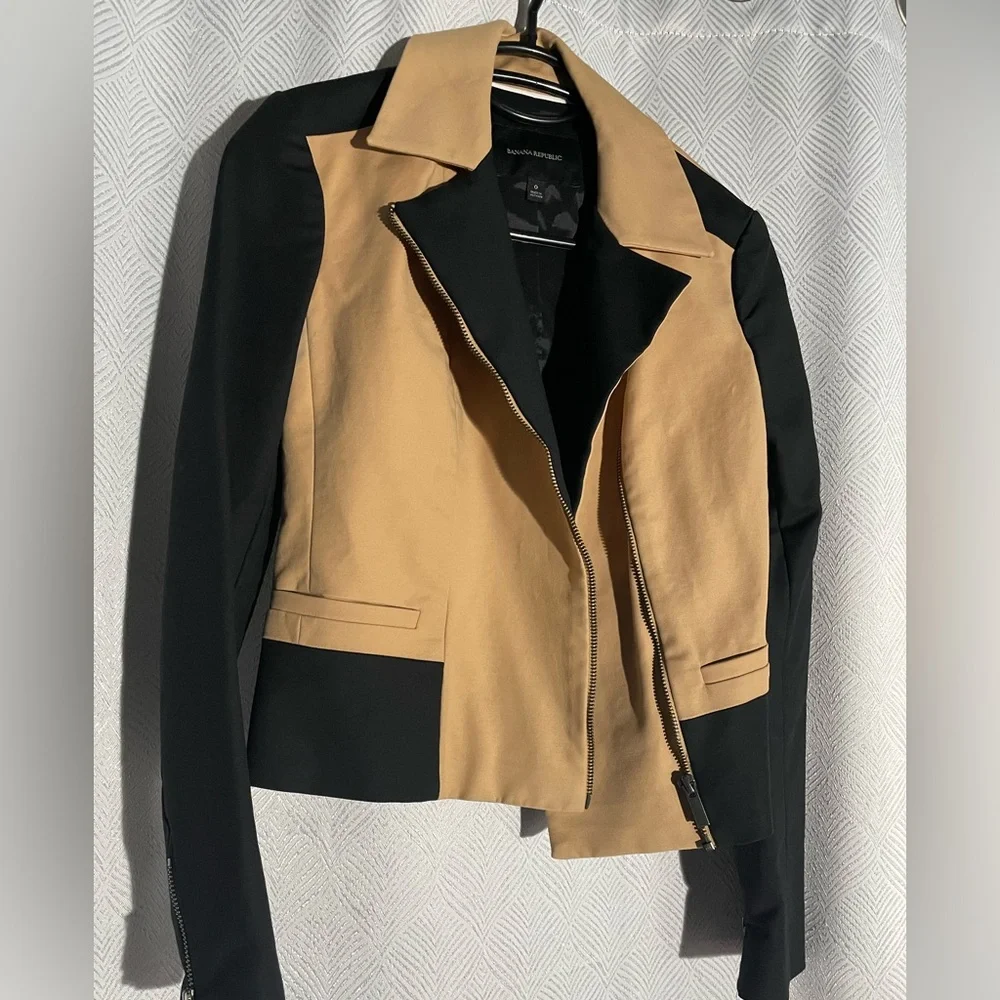 Banana Republic Jacket - Picture 4 of 5